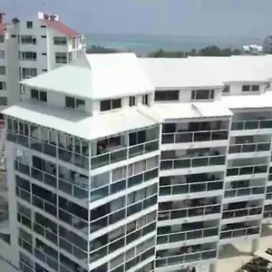 Edificio Hansa Alado De La Playa Apartamento